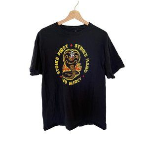 Cobra Kai Karate Kid Black T-Shirt Shirt No Mercy Mens Size Large New Men's Stri
